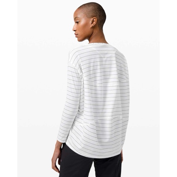 Lululemon Back In Action Long Sleeve Short Serve Stripe White Black 4 - Picture 3 of 9